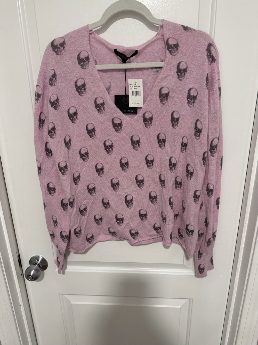 Skull Cashmere Pink V-Neck Skull Print SweateR